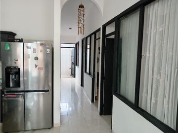 Se Vende Amplia Casa Esquinera en Condominio Privado – Flandes Tolima