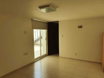 CASA  UN PISO  / LAS ARBOLEDAS / ATIZAPÁN