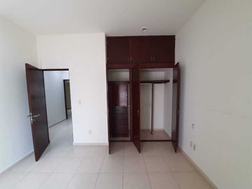 CASA  UN PISO  / LAS ARBOLEDAS / ATIZAPÁN