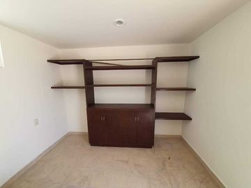 CASA  UN PISO  / LAS ARBOLEDAS / ATIZAPÁN