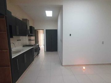 CASA  UN PISO  / LAS ARBOLEDAS / ATIZAPÁN