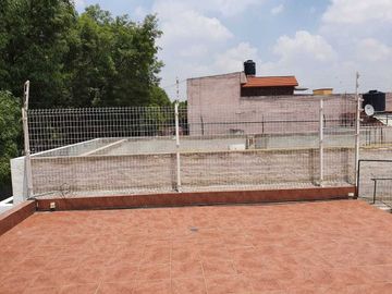 CASA  UN PISO  / LAS ARBOLEDAS / ATIZAPÁN