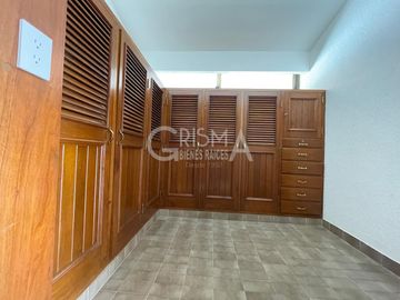 PRECIOSA RESIDENCIA EN VENTA FRENTE AL RÍO EN FRACCIONAMIENTO RESIDENCIAL JARDINES
