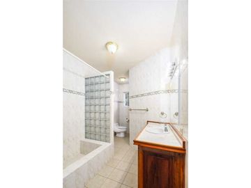 VENDO CASA CON VISTAS AL PUEBLO DE BOQUETE EN JARAMILLO