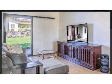 VENDO.CASA 3HAB EN.ALTO.BOQUETE