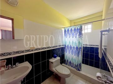 Se Vende Casa en Altos del Maria Zona Alta