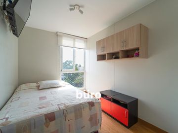 LINDO PENTHOUSE DUPLEX EN VENTA FRENTE A PARQUE DE 4 DORM TERRAZA EN SAN BORJA