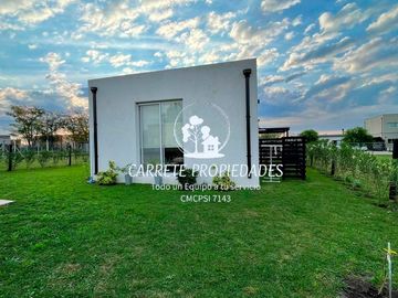 Casa en venta de 4 amb. Y pileta. Santa Elena. Pilar