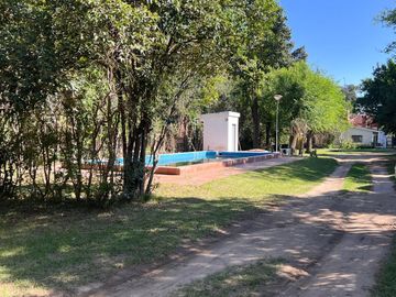 VENTA CASA CON PILETA Y CANCHA FÚTBOL RIO CUARTO