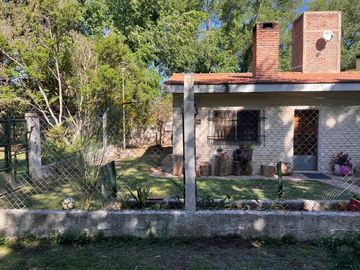 VENTA CASA CON PILETA Y CANCHA FÚTBOL RIO CUARTO