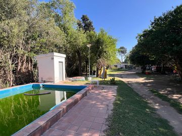 VENTA CASA CON PILETA Y CANCHA FÚTBOL RIO CUARTO