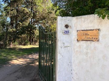VENTA CASA CON PILETA Y CANCHA FÚTBOL RIO CUARTO