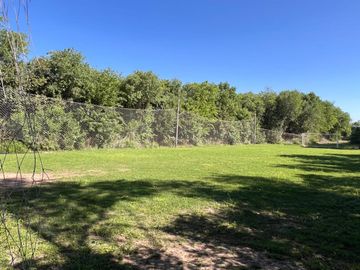 VENTA CASA CON PILETA Y CANCHA FÚTBOL RIO CUARTO