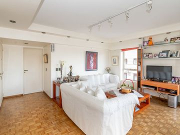 VENTA DEPARTAMENTO RECOLETA CINCO AMBIENTES