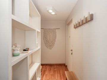 Depto 4 Amb. con Cochera en Coghlan – Piso Alto