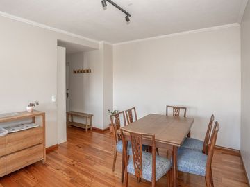 Depto 4 Amb. con Cochera en Coghlan – Piso Alto