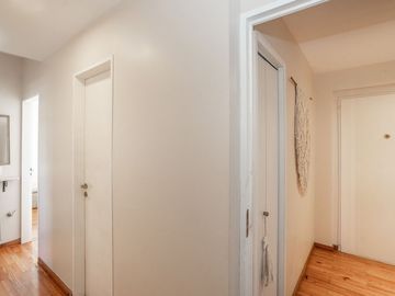 Depto 4 Amb. con Cochera en Coghlan – Piso Alto