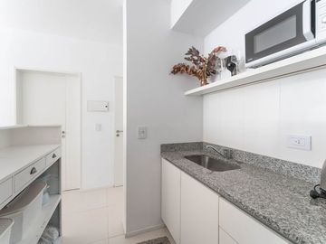 Venta depto 1 amb divisible, guardacoche y balcón.