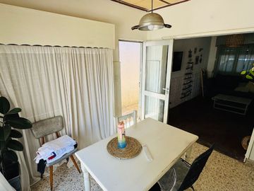 VENTA CASA APTA CREDITO F. VARELA CENTRO