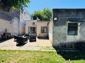 VENTA CASA APTA CREDITO F. VARELA CENTRO