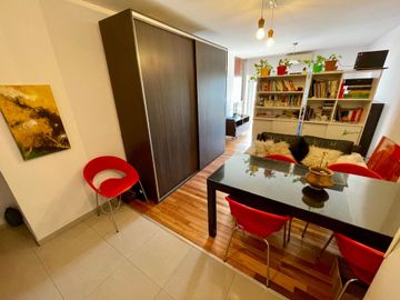 Venta Depto Monoambiente con Balcón V. Pueyrredón