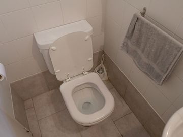 VENTA CASA HURLINGHAM 3 DORM PILETA DOBLE LOTE