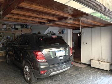 VENTA CASA HURLINGHAM 3 DORM PILETA DOBLE LOTE