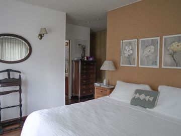 VENTA CASA HURLINGHAM 3 DORM PILETA DOBLE LOTE