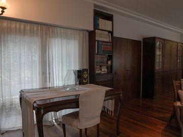 VENTA CASA HURLINGHAM 3 DORM PILETA DOBLE LOTE