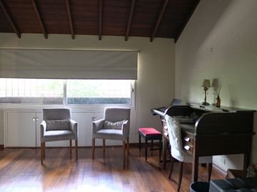 VENTA CASA HURLINGHAM 3 DORM PILETA DOBLE LOTE