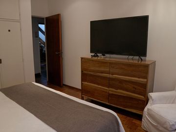 VENTA CASA HURLINGHAM 3 DORM PILETA DOBLE LOTE