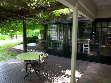 VENTA CASA HURLINGHAM 3 DORM PILETA DOBLE LOTE
