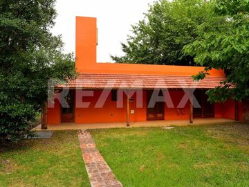 Venta Casa Quinta con pileta Z. La Lonja FINANCIA