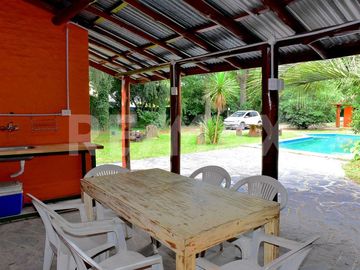 Venta Casa Quinta con pileta Z. La Lonja FINANCIA