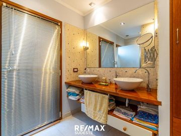 VENTA ESPECTACULAR CASA 3D ESPECHE 900