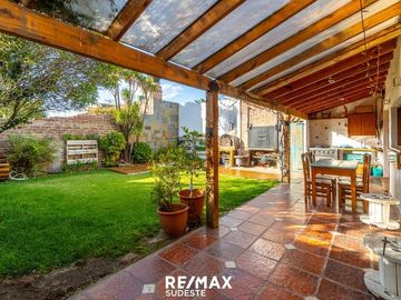 VENTA ESPECTACULAR CASA 3D ESPECHE 900