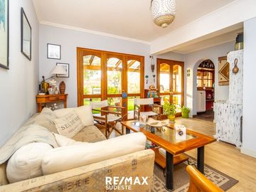 VENTA ESPECTACULAR CASA 3D ESPECHE 900