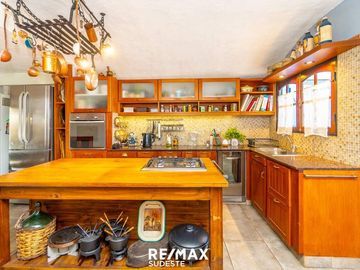 VENTA ESPECTACULAR CASA 3D ESPECHE 900