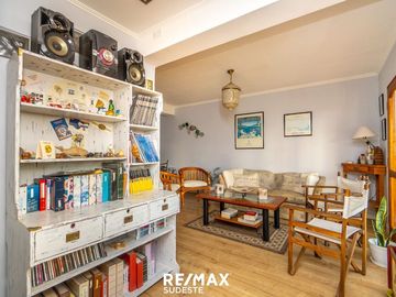 VENTA ESPECTACULAR CASA 3D ESPECHE 900