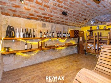 VENTA ESPECTACULAR CASA 3D ESPECHE 900