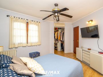 VENTA ESPECTACULAR CASA 3D ESPECHE 900