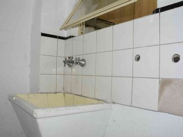 VENTA OPORTUNIDAD!! 3AMB en MARTINEZ A REFACCIONAR