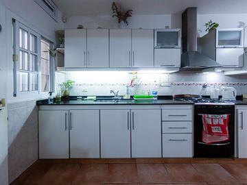 CASA EN VENTA 4 AMB EN EL PALOMAR