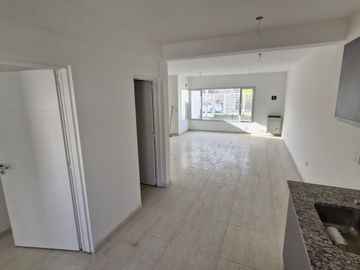 Casa a estrenar en  Plottier