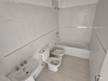 Casa a estrenar en  Plottier