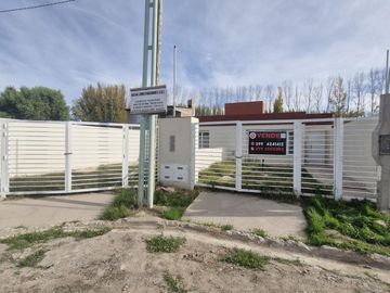 Casa a estrenar en  Plottier