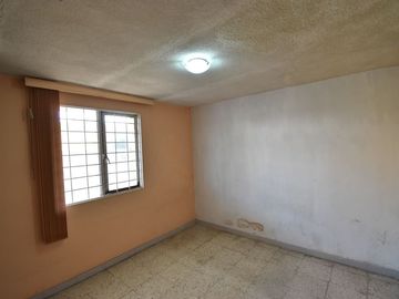 CASA EN VENTA EN JARDINES DE LOS HISTORIADORES CON OPORTUNIDAD DE INVERSIÓN