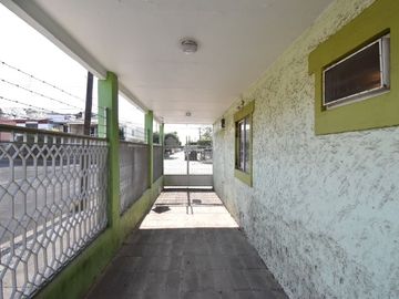 CASA EN VENTA EN JARDINES DE LOS HISTORIADORES CON OPORTUNIDAD DE INVERSIÓN