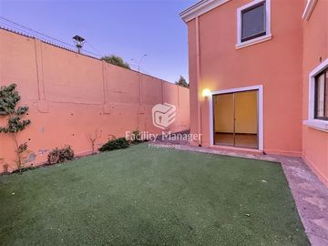 Casa en Venta en Gabriela Mistral 2300