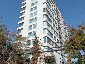 Se vende moderno departamento dúplex. San Miguel